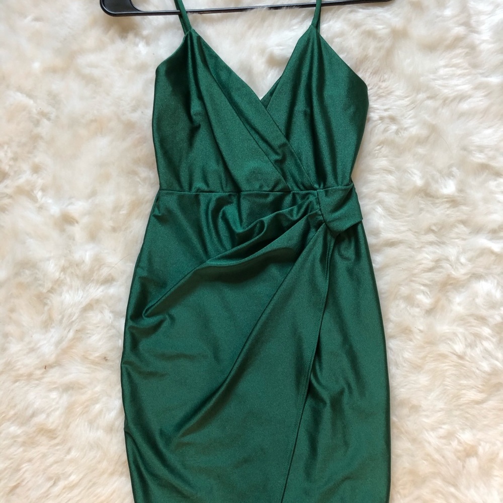 Green short dress